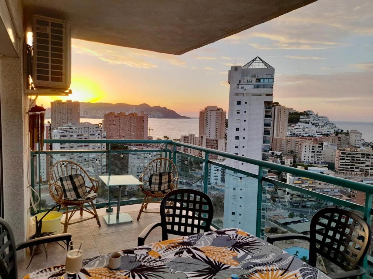 Traveler'S Beach Apartment With Sea View, Free Coffee & Parking Benidorm Buitenkant foto