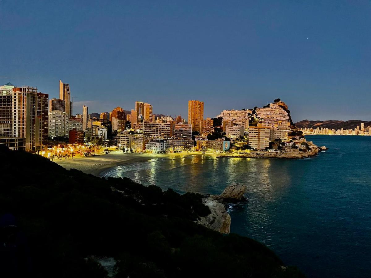 Traveler'S Beach Apartment With Sea View, Free Coffee & Parking Benidorm Buitenkant foto